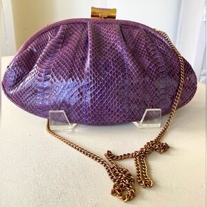 VINTAGE SUSAN GAIL PURPLE GENUINE SNAKE SKIN.